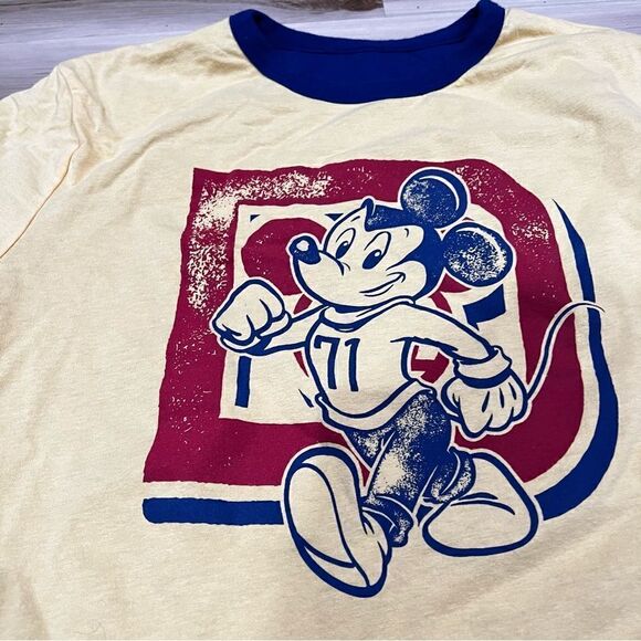 Walt Disney World Reversible Blue Yellow 1971 Mickey Graphic Tee Men’s Medium - Picture 5 of 6